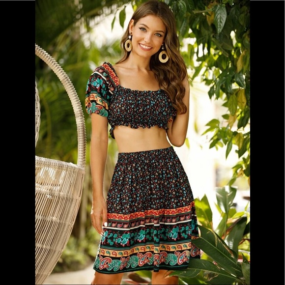 Gypsy Offf Shoulder Paisley Ditsy 🌺 Bardot Crop Elastic Trim On Top & Skirt Set - Picture 2 of 7